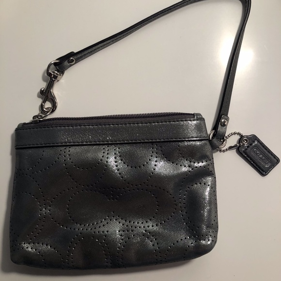 Coach Wristlet - Picture 2 of 7